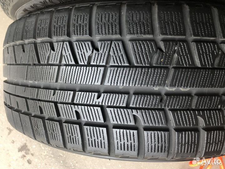 Yokohama Ice Guard IG50+ 215/60 R16