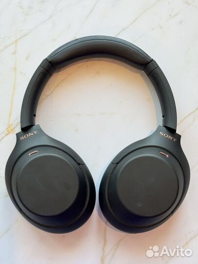 Наушники Sony WH-1000XM4