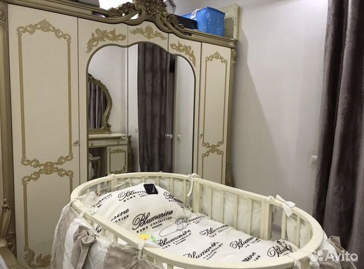 Спальный гарнитур