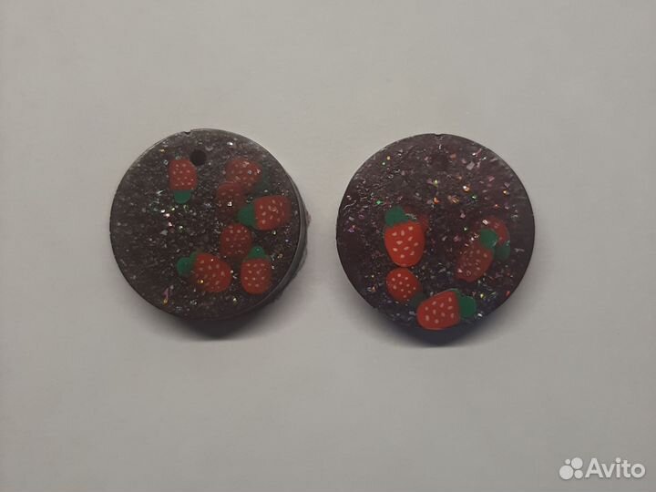 Украшения из эпоксидной смолы на заказ