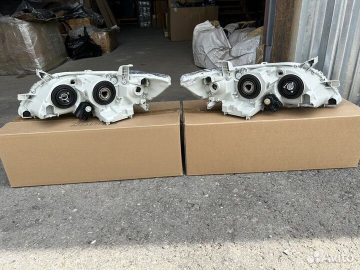 Фара передняя toyota camry 40