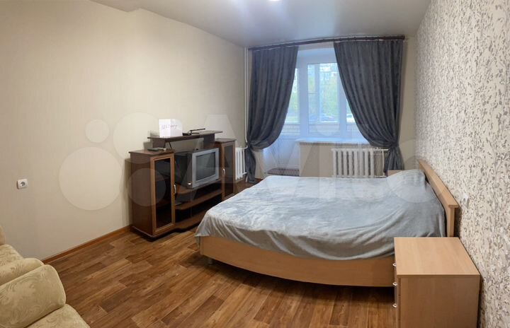 1-к. квартира, 40 м², 1/10 эт.