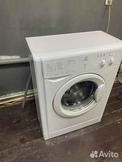 Стиральная машина indesit 3,5 кг, узкая доставка