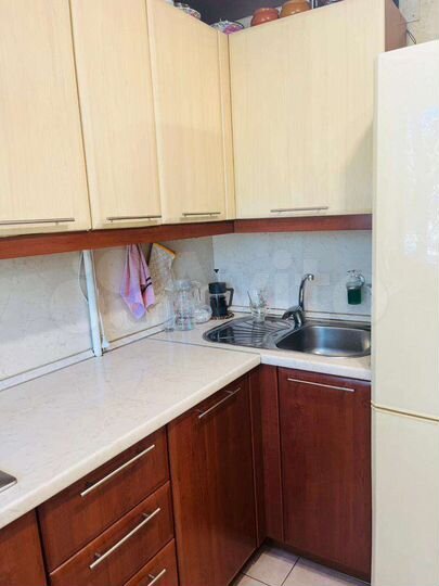 2-к. квартира, 54 м², 3/5 эт.