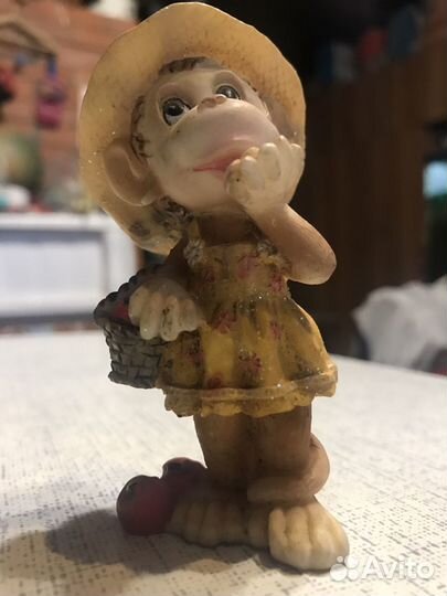 Статуэтка обезьянка