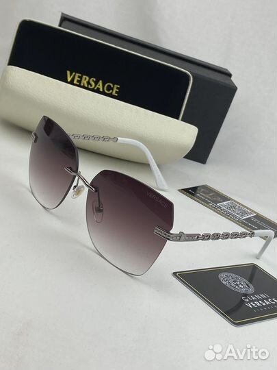 Солнцезащитные очки женские Versace