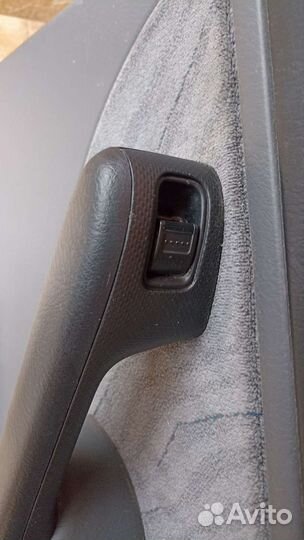 Honda Civic Ferio Обшивка задней правой двери