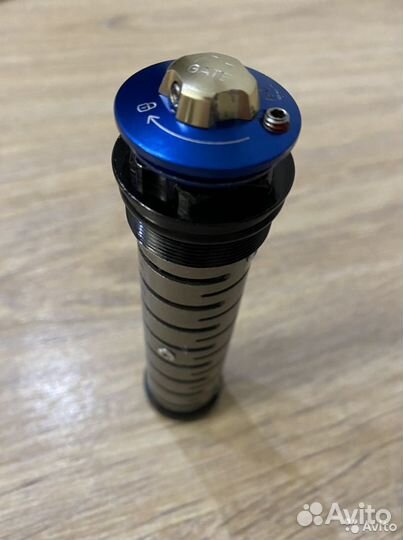 Титановый демфер RockShox