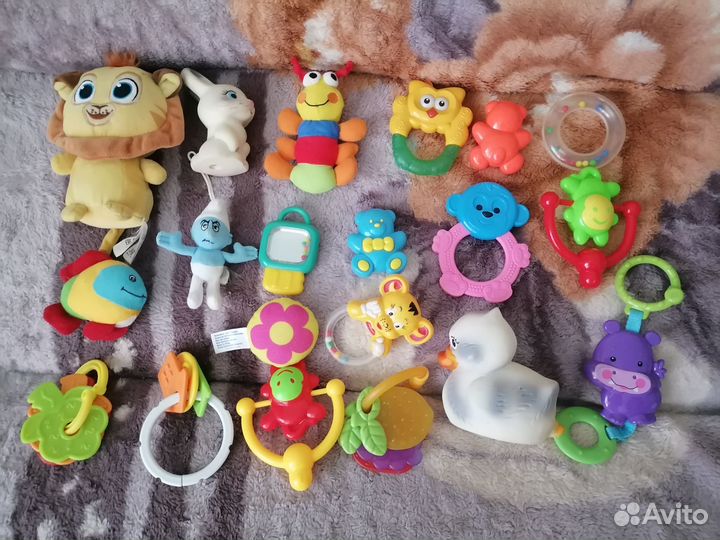 Игрушки погремушки пакетом