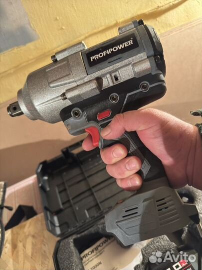 Гайковерт аккумуляторный 2000 нм