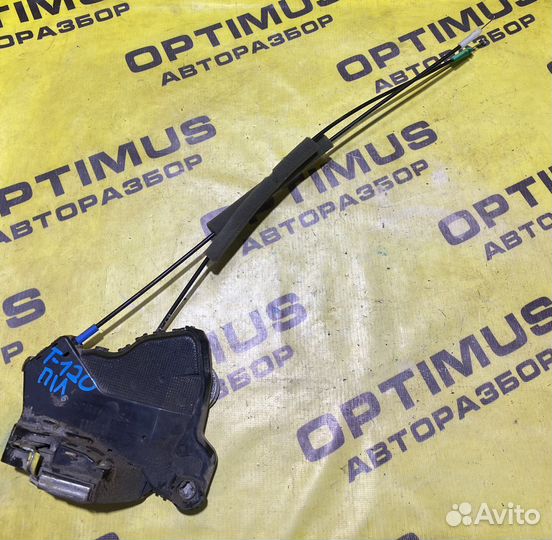 Замок передней левой двери Toyota Corolla E120