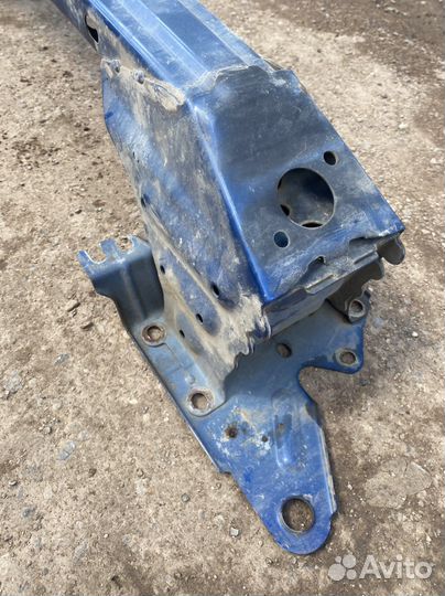 Передний усилитель бампера Mazda 6 GG