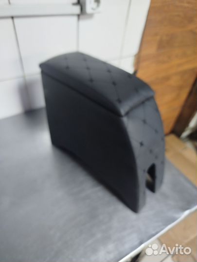 Подлокотник ваз2101-2107