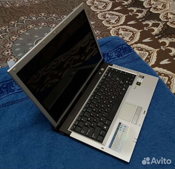 Ноутбук Samsung X11
