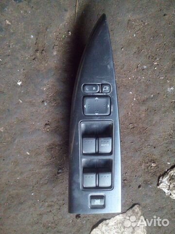 Блок стеклоподъемников передний правый Mazda Atenz