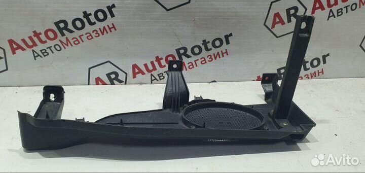 Обшивка багажника правая Chery Very хэтчбек 1.6