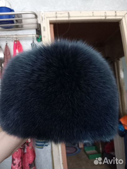 Шапка женская песец р.56-57 практически новая