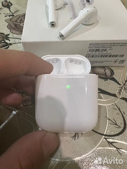 AirPods 2