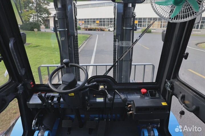 Вилочный погрузчик TRF D50-3X, 2023