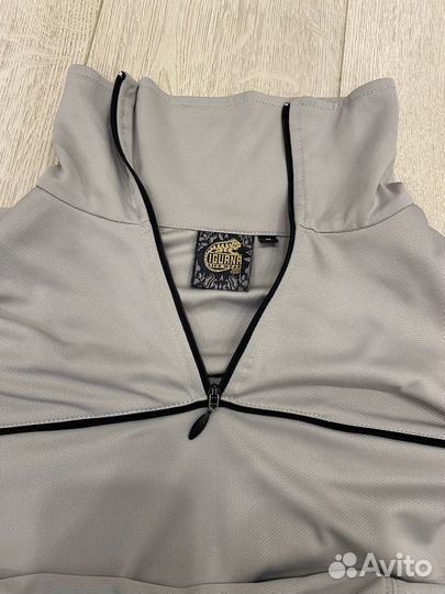 Спортивная кофта