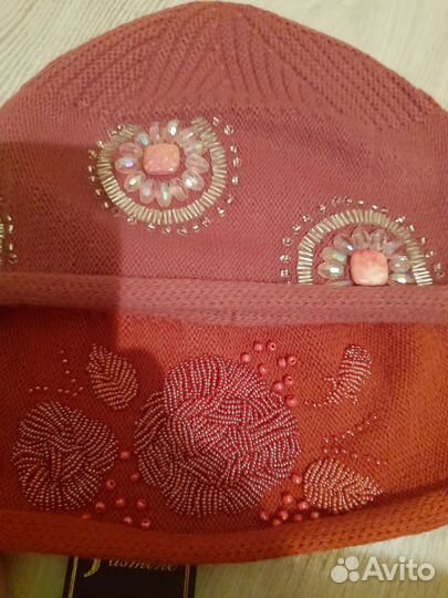 Шапочка женская