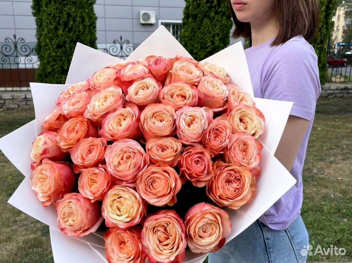 Букет из 51 пионовидных роз