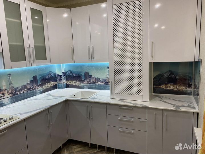 Кухня угловая на заказ