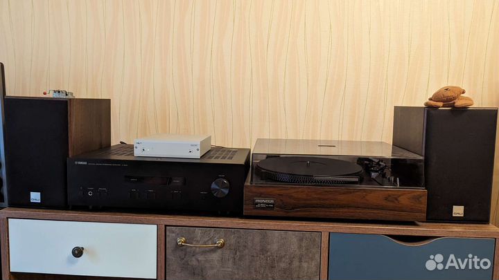 Усилитель Yamaha A-S201