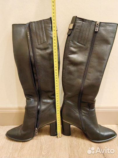 Женские кожаные сапоги Paolo Conte