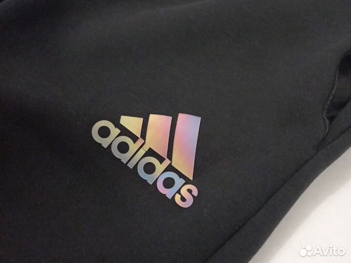 Спортивные штаны adidas 42-44