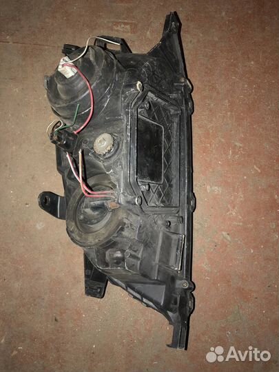 Фара Toyota Caldina AT211