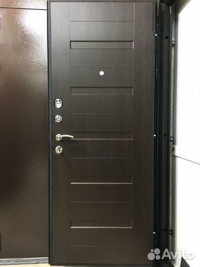 Дверь Marcus Легенда Черный крокодил венге тиснен