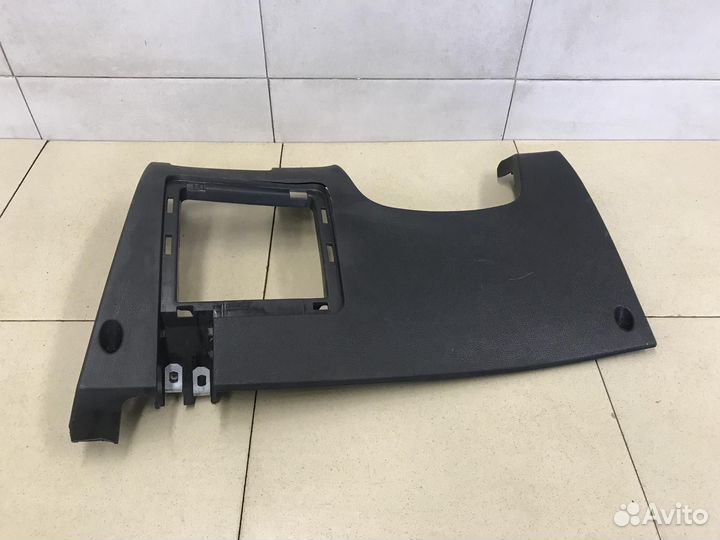 Накладка декоративная Solaris 2010-2017