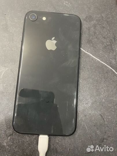 iPhone 8, 64 ГБ