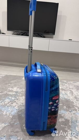 Чемодан детский бу