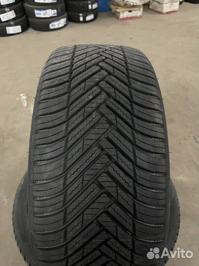 Hankook Kinergy 4S2 H750 225/40 R18 92Y