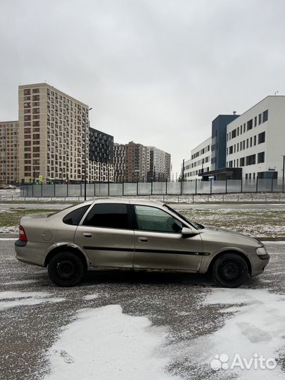 Opel Vectra 1.6 AT, 1996, 179 000 км