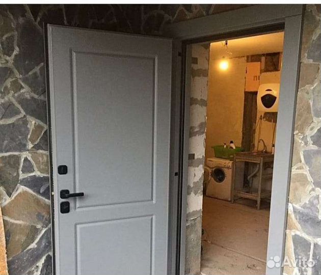 Дверь входная металлическая с терморазрывом