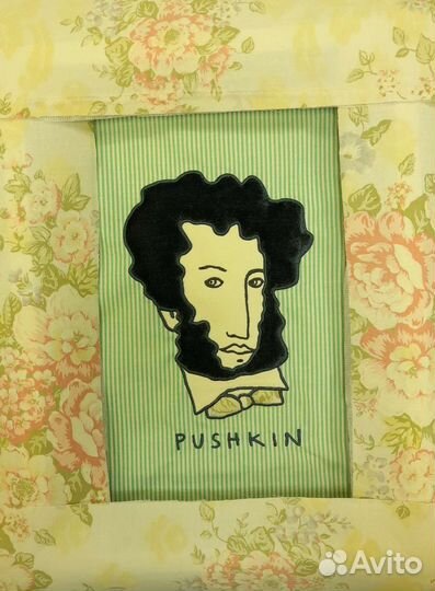 Вышивка на одежде, крое, текст, логотипы