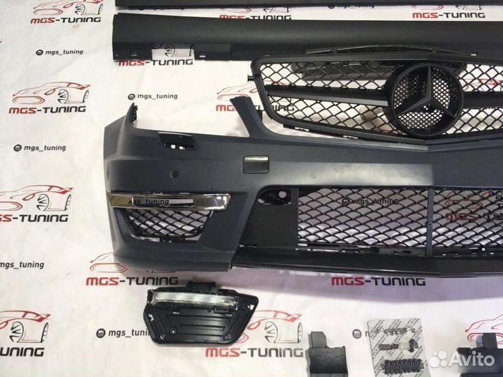 Обвес Мерседес С63 AMG W204 Черная решетка