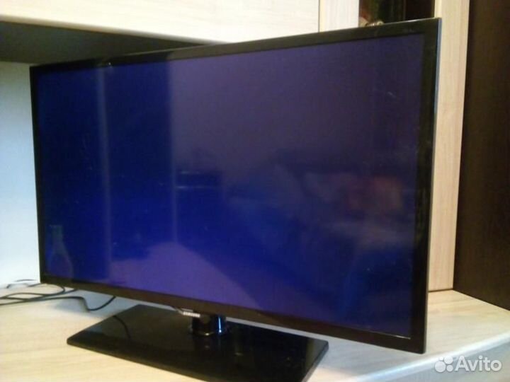 Телевизор Samsung 32 дюйма ue32f5300ak