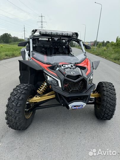 BRP Can-Am Maverick XRS Turbo R