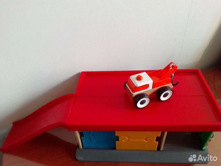 Икея парковка гараж с эвакуатором IKEA