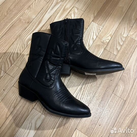 Казаки zara новые 36