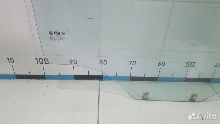 Стекло двери задней правой Captiva (C100)