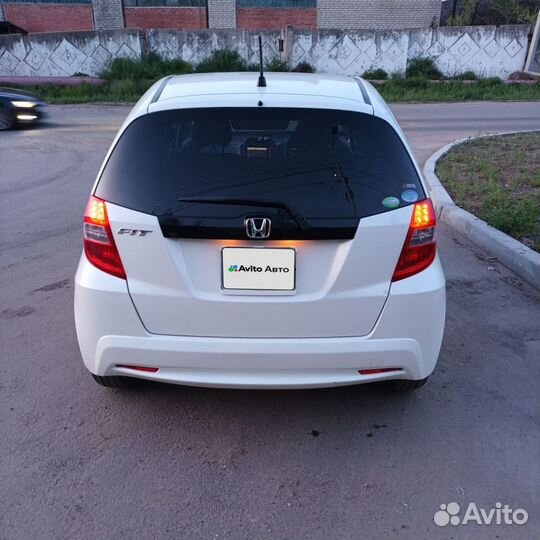 Honda Fit 1.3 AT, 2011, 195 000 км