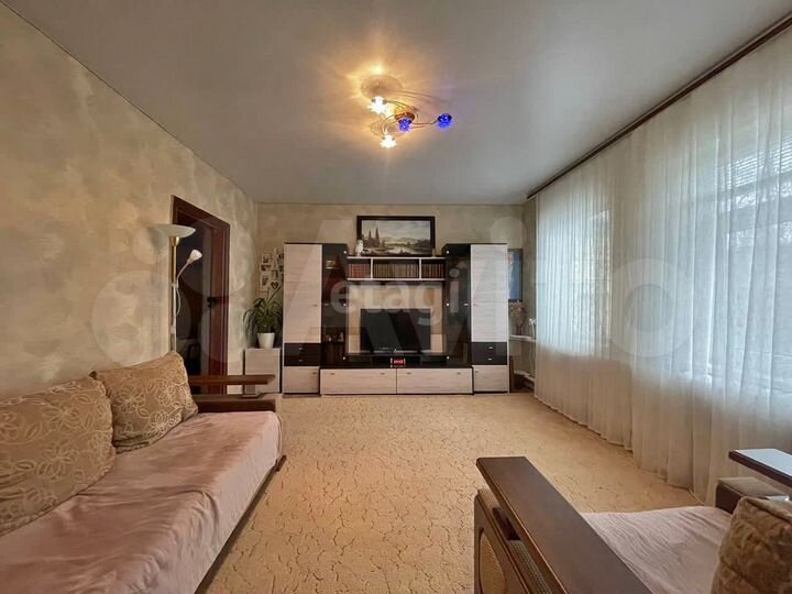 Дом 56,9 м² на участке 6,1 сот.