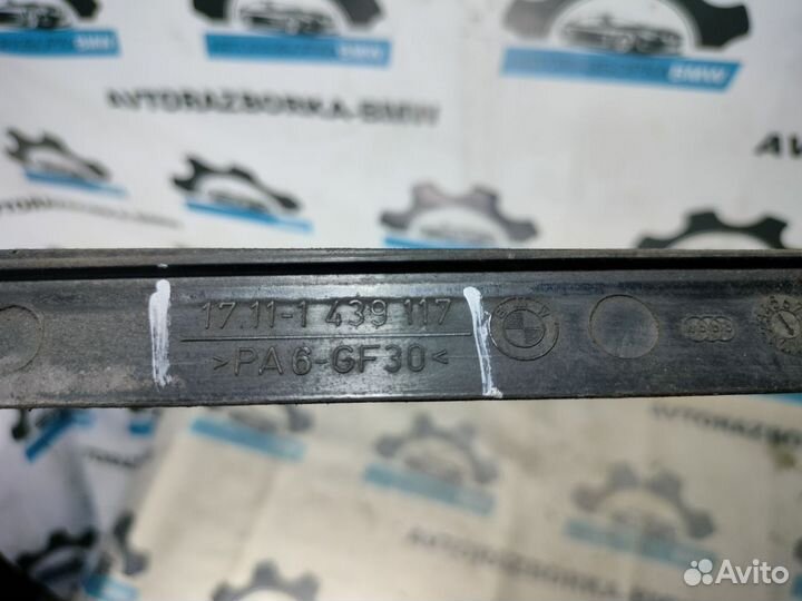 Кронштейн радиатора верхний BMW X5 E53 LCI