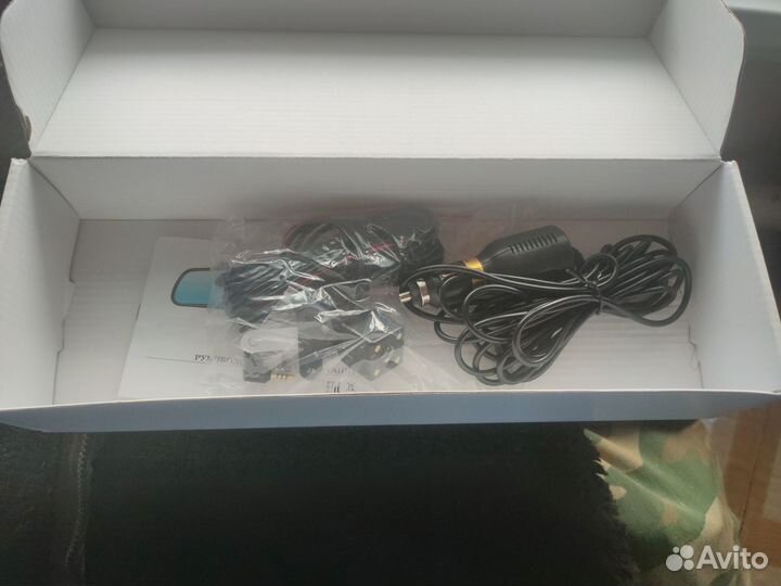 Видеорегистратор зеркало с камерой заднего вида