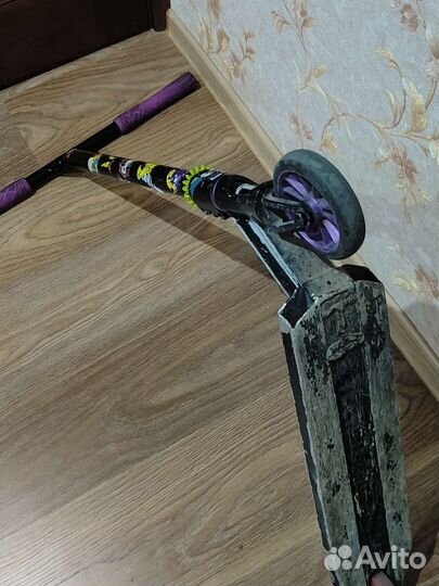 Самокат трюковой